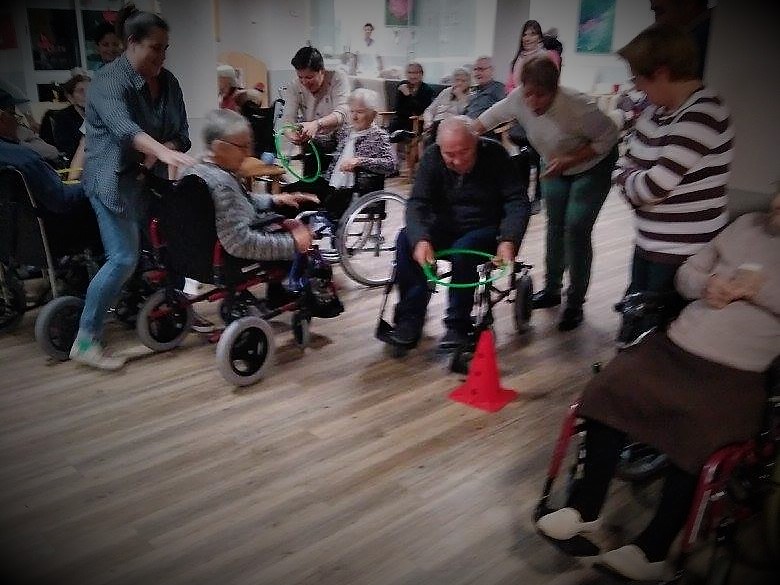 residencia mayores albertia el moreral udp gymkana otoño