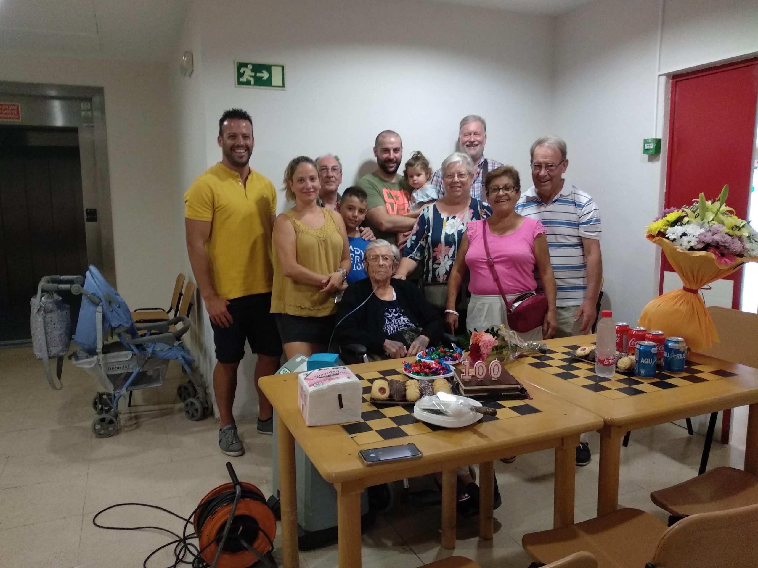 residencia de mayores plata y castañar villaverde albertia servicios sociosanitarios centenario