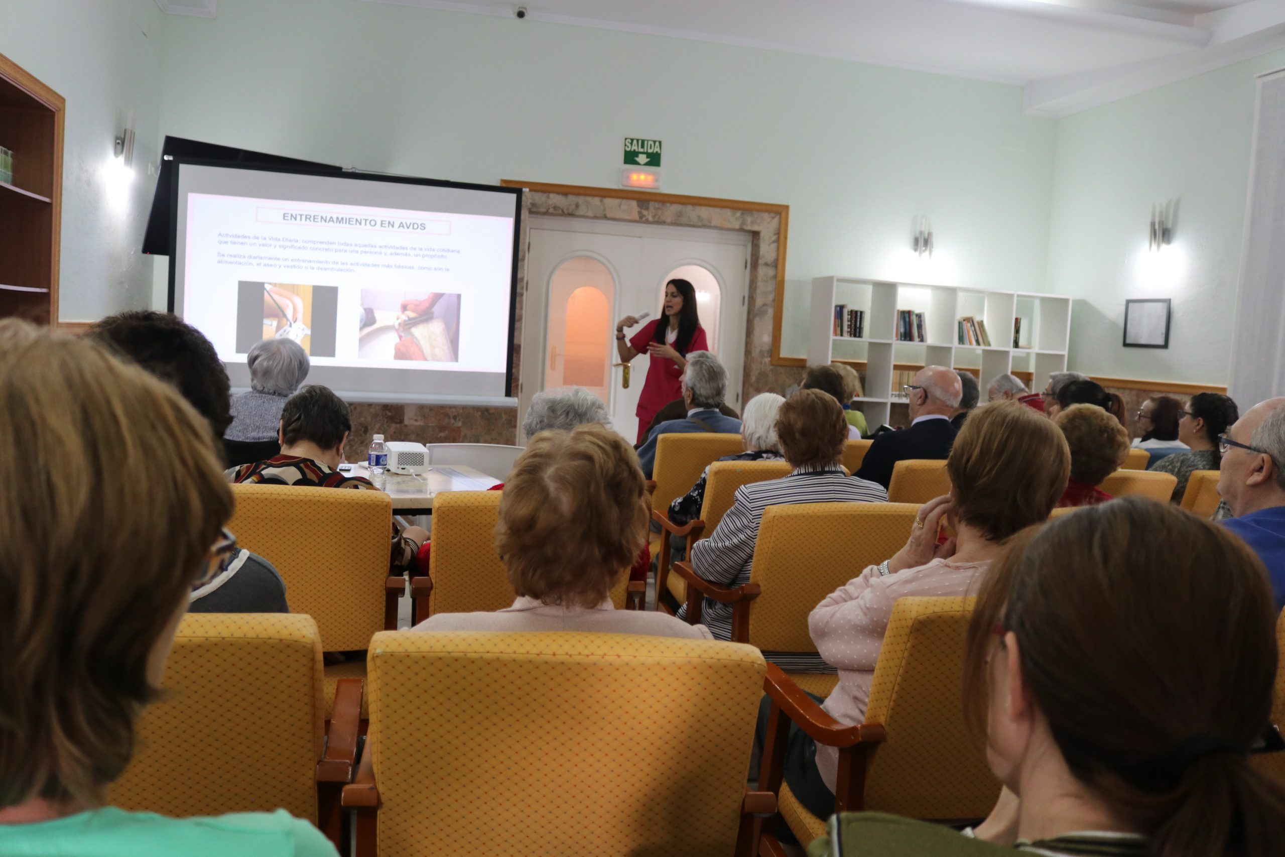 puertas abiertas residencia de mayores en puertollano albertia