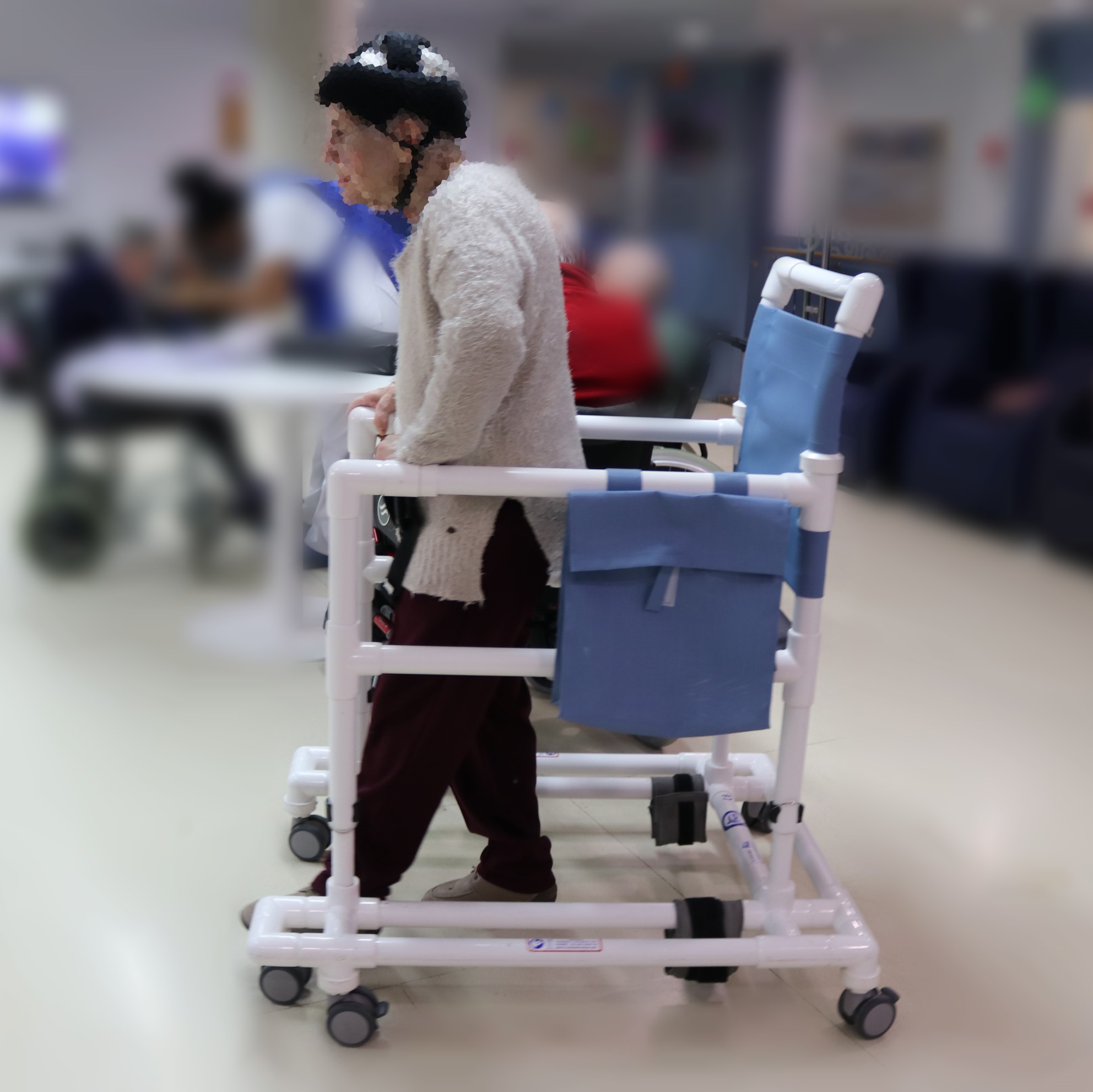 ceafa andador "RCN Walker" residencia de mayores albertia moratalaz cuidados sin sujeciones