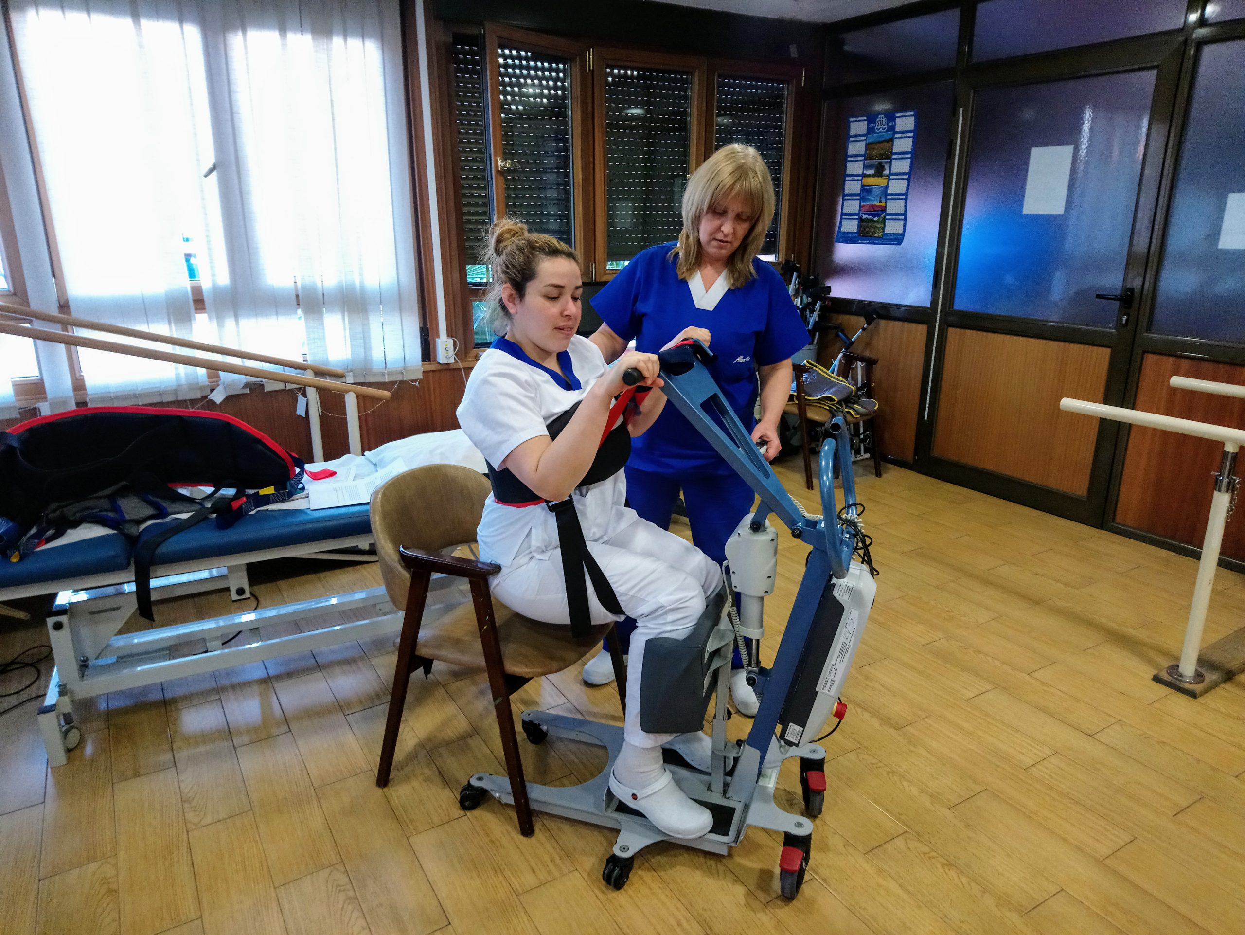 residencia azuqueca albertia las palmeras mayores centro de dia