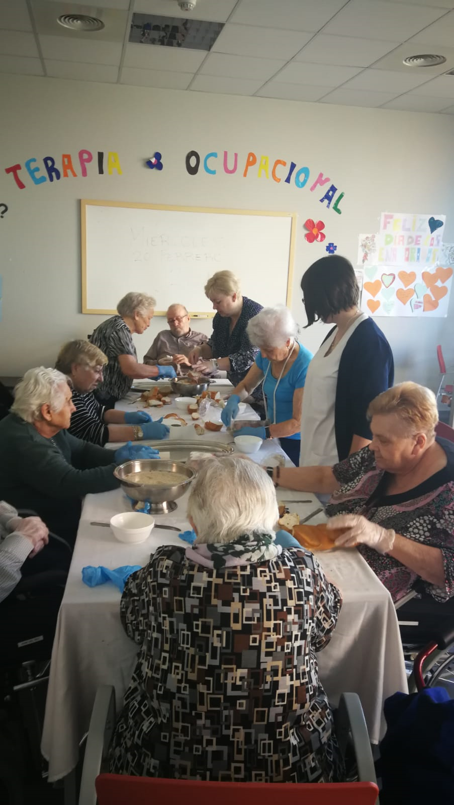 TORRIJAS taller de cocina residencia mayores albertia las vegas ciempozuelos