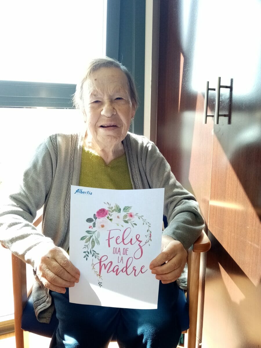 albertia lugo residencia mayores dia de la madre